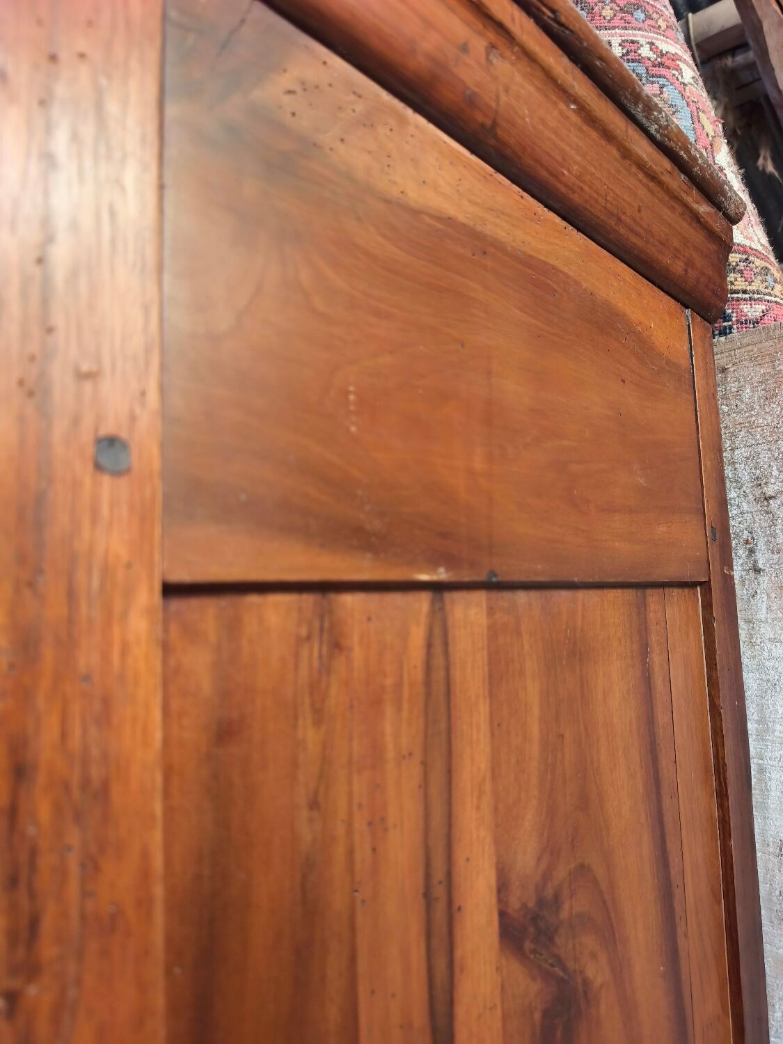 Antique linen cupboard in solid walnut from the 19th century – Louis Philippe