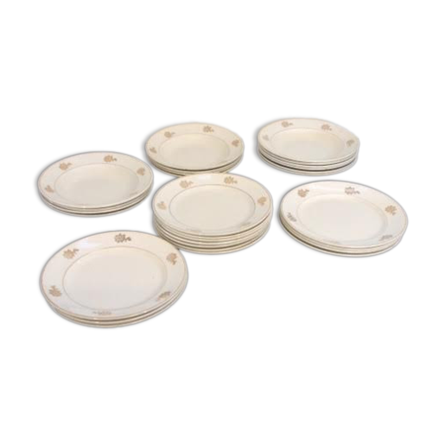 Service of 28 porcelain plates