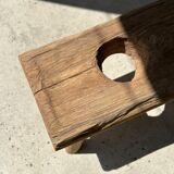 Side table in blond teak openwork tray