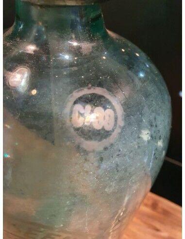 Siphon bottle water seltz corbie distillery