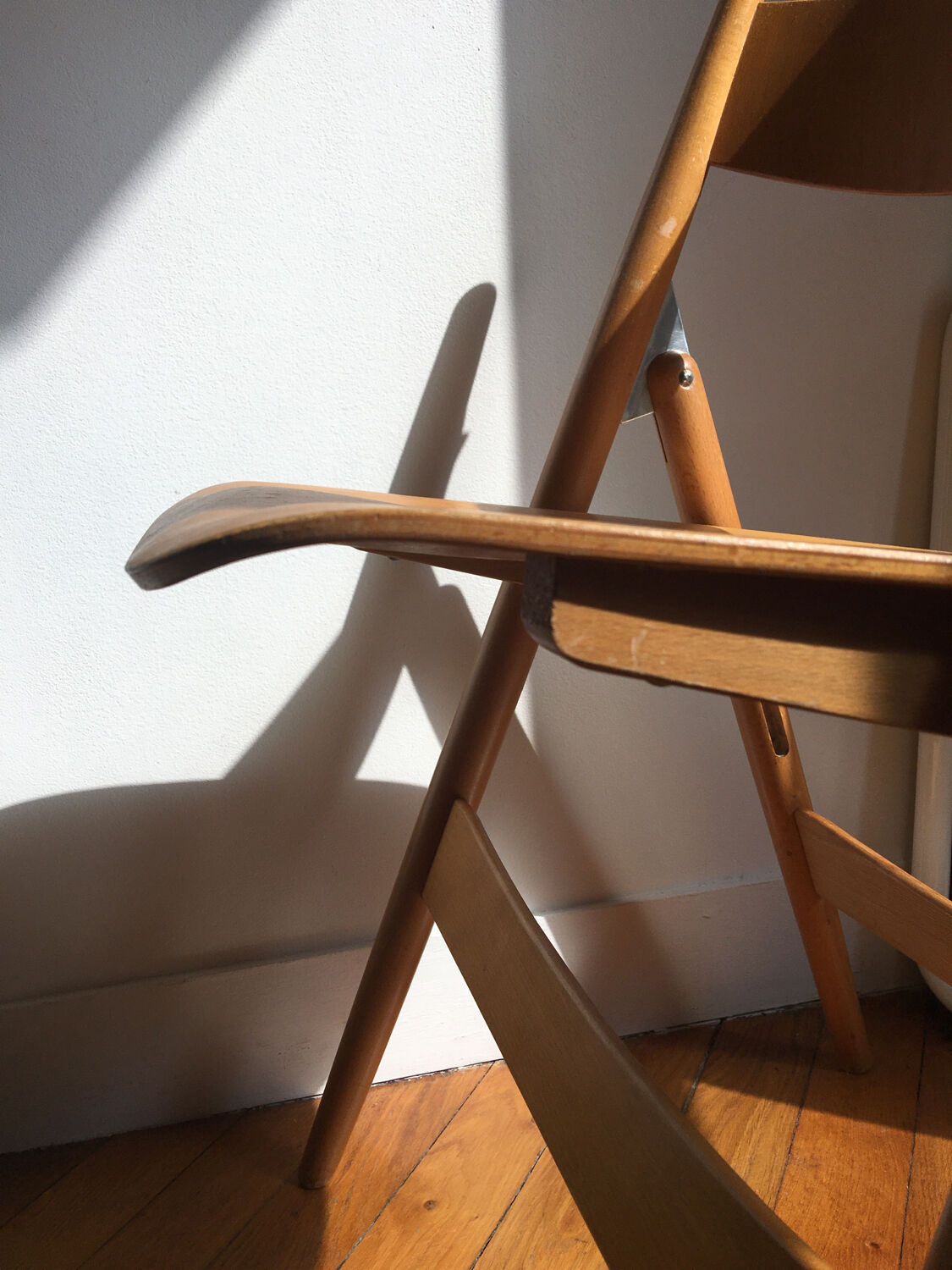 Folding chair