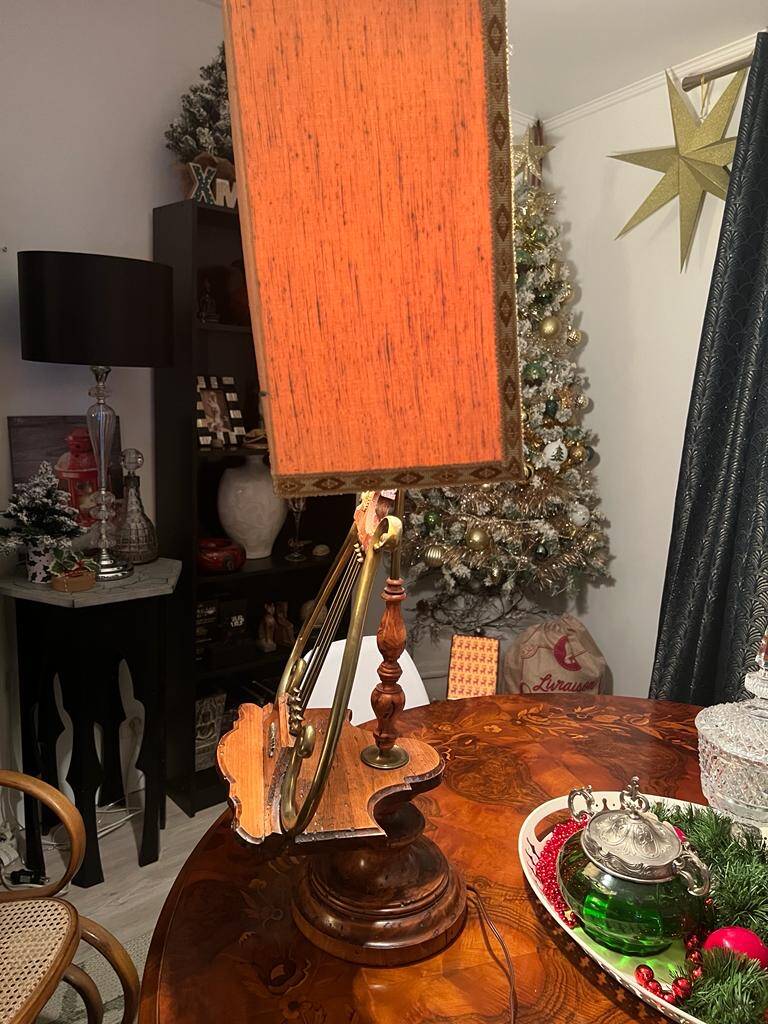Antique lamp lectern in the shape of a harp - Louis XIV style