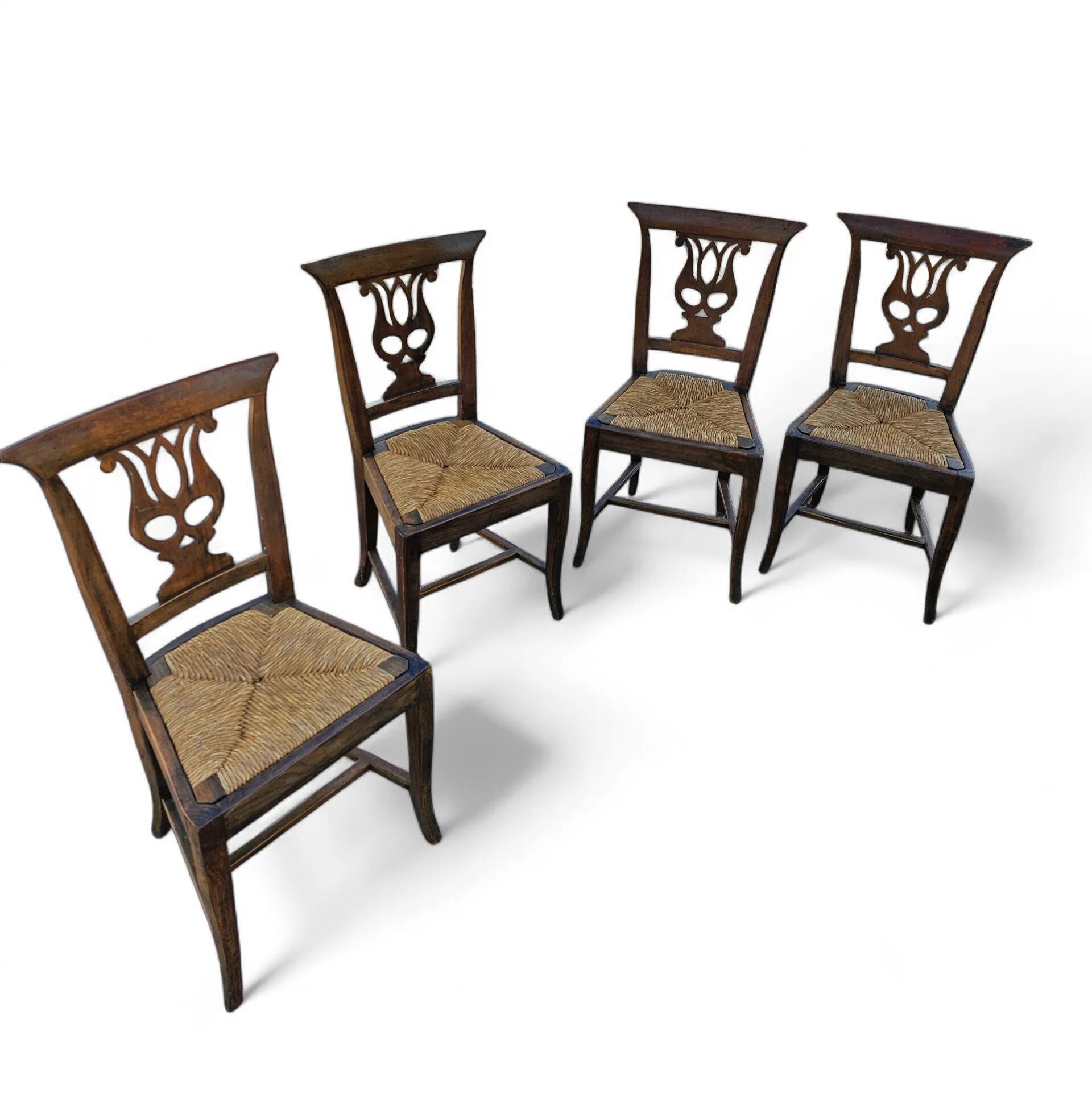 4 x elm dining chair with a carved back frame in a rosette / France / 1890-1900