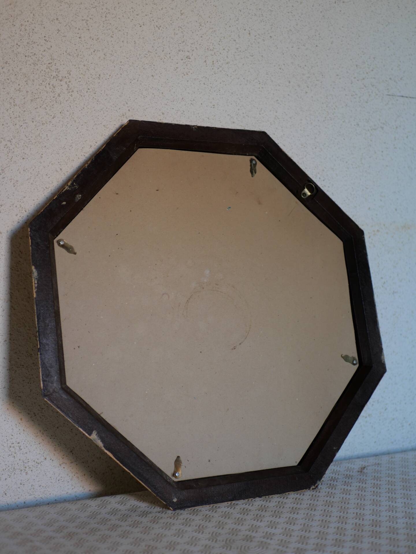 Octagonal mirror