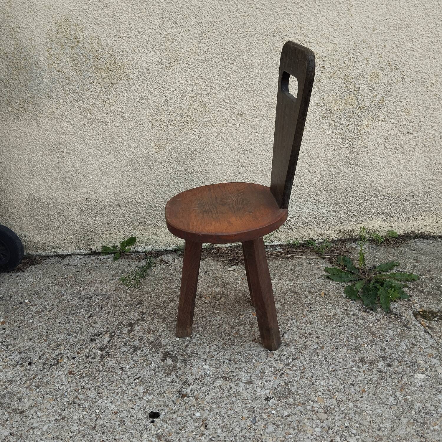 Brutalist tripod chair