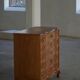 Commode danoise moderne du milieu du siècle en Oak, Henning Kjærnulf, années 1960