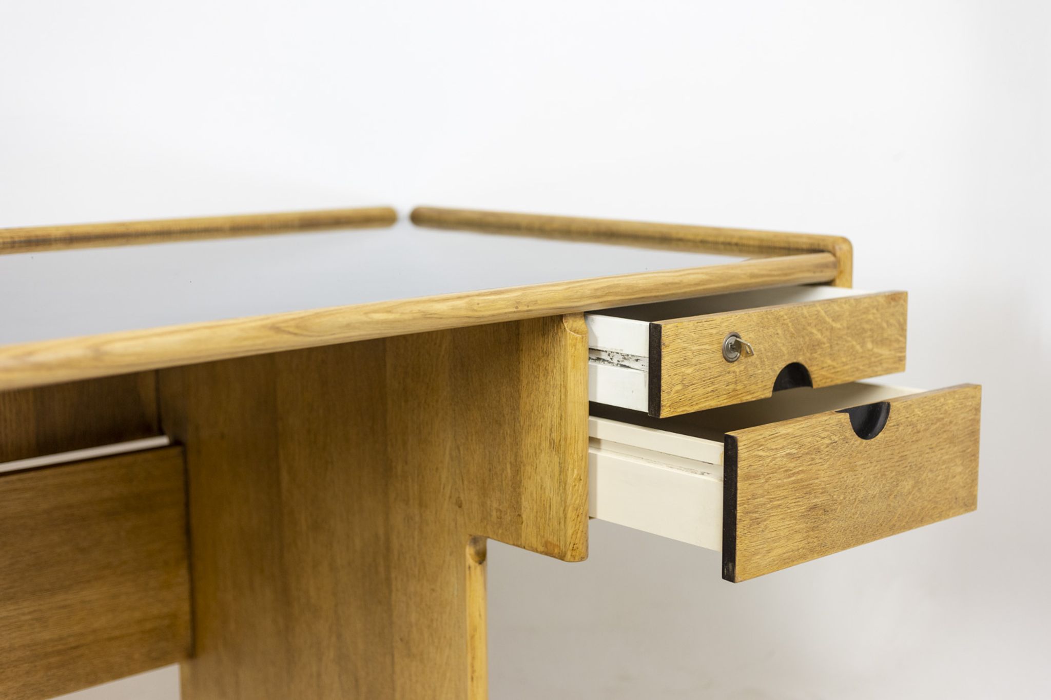 Bureau en chêne, années 1970