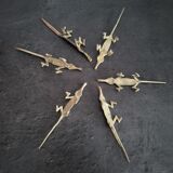 6 vintage knife rests, brass crocodiles, in excellent condition.