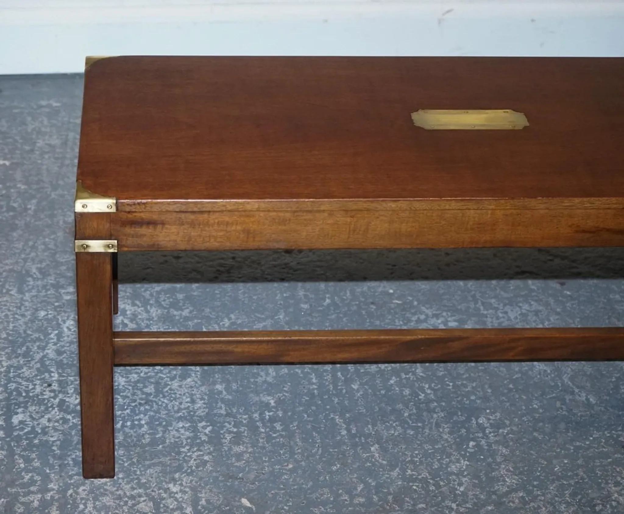 Table Basse Reh Kennedy Military Campaign de Harrods