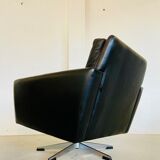 Vintage Danish swivel chair in black leather by Georg Thams
