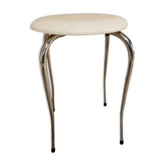 Tabouret en skaï blanc quadrillé pieds en métal chromé vintage