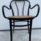 Fauteuil Thonet modèle 1018 en bois courbé noir et cannage 1930