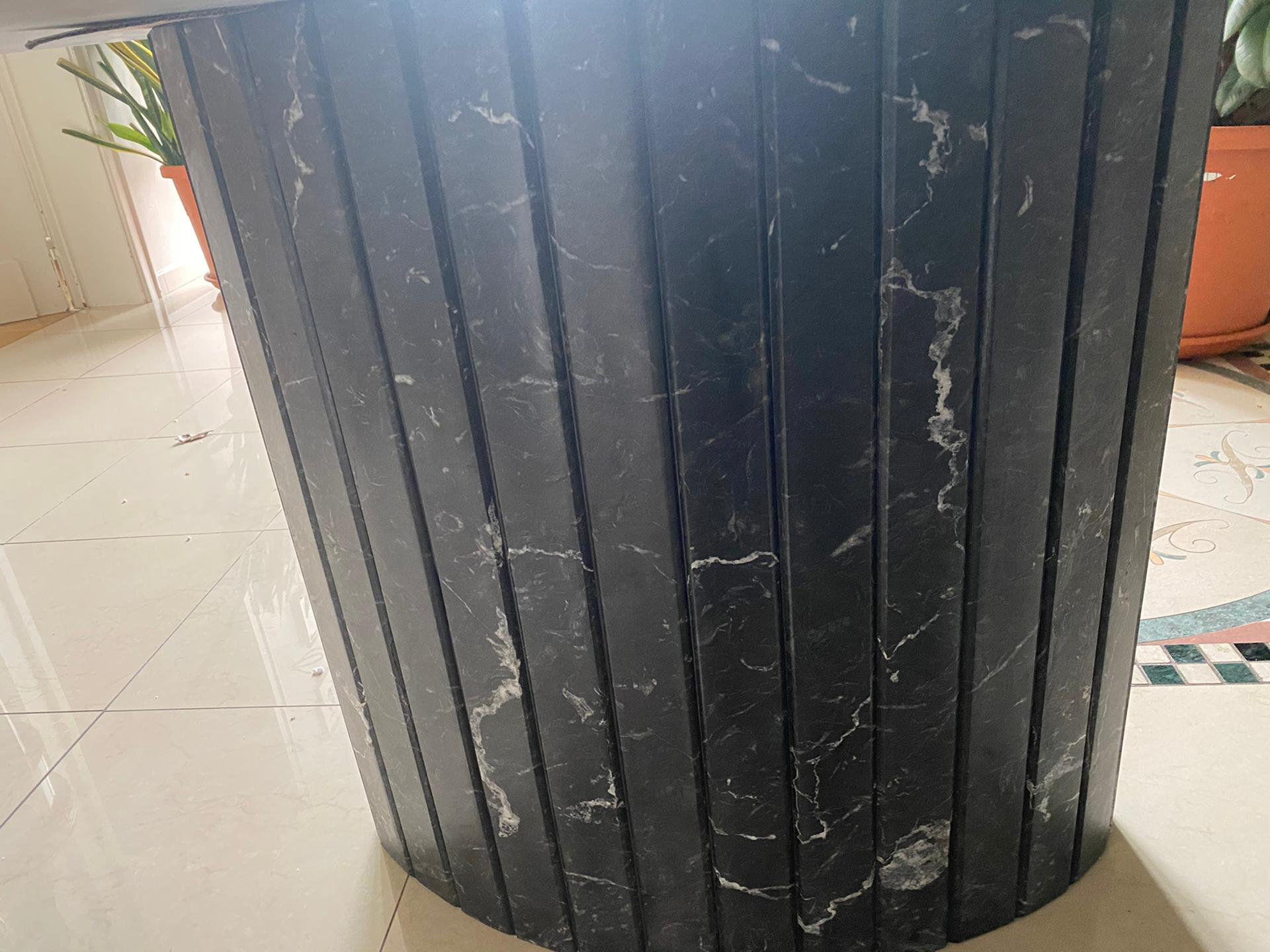 Table à manger en marbre nero marquina 1970 vintage italie
