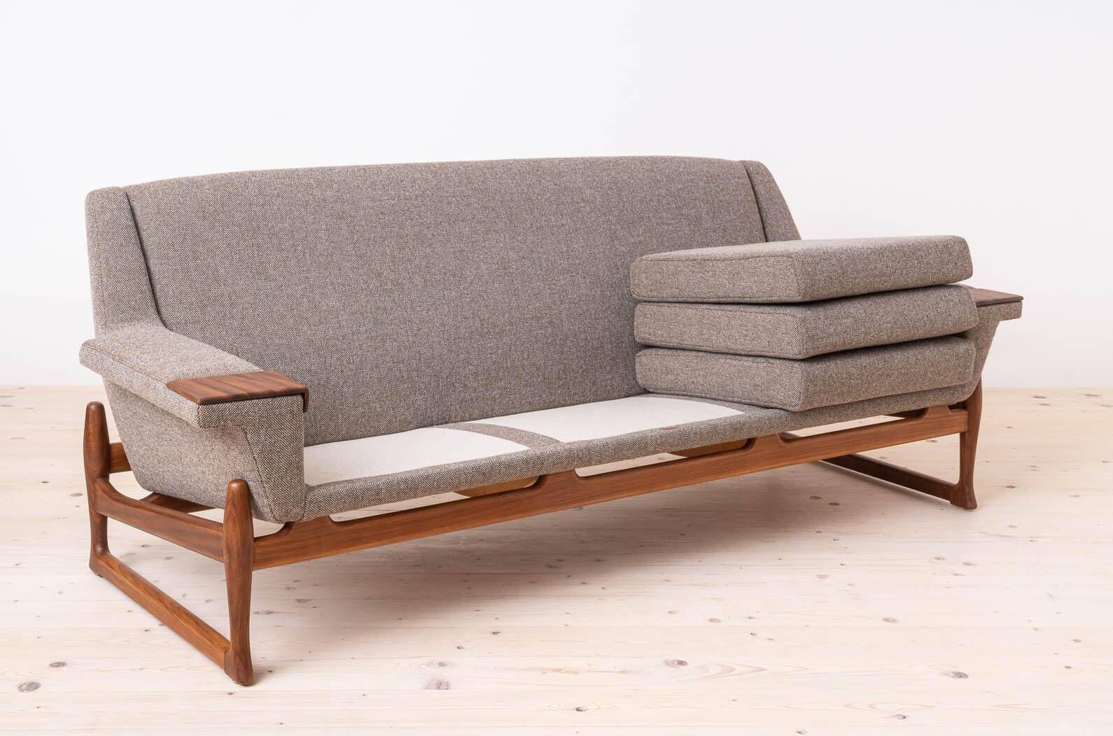 Johannes Andersen Sofa Excellent for AB Trensums Fåtöljfabrik, Reupholstered in KVADRAT