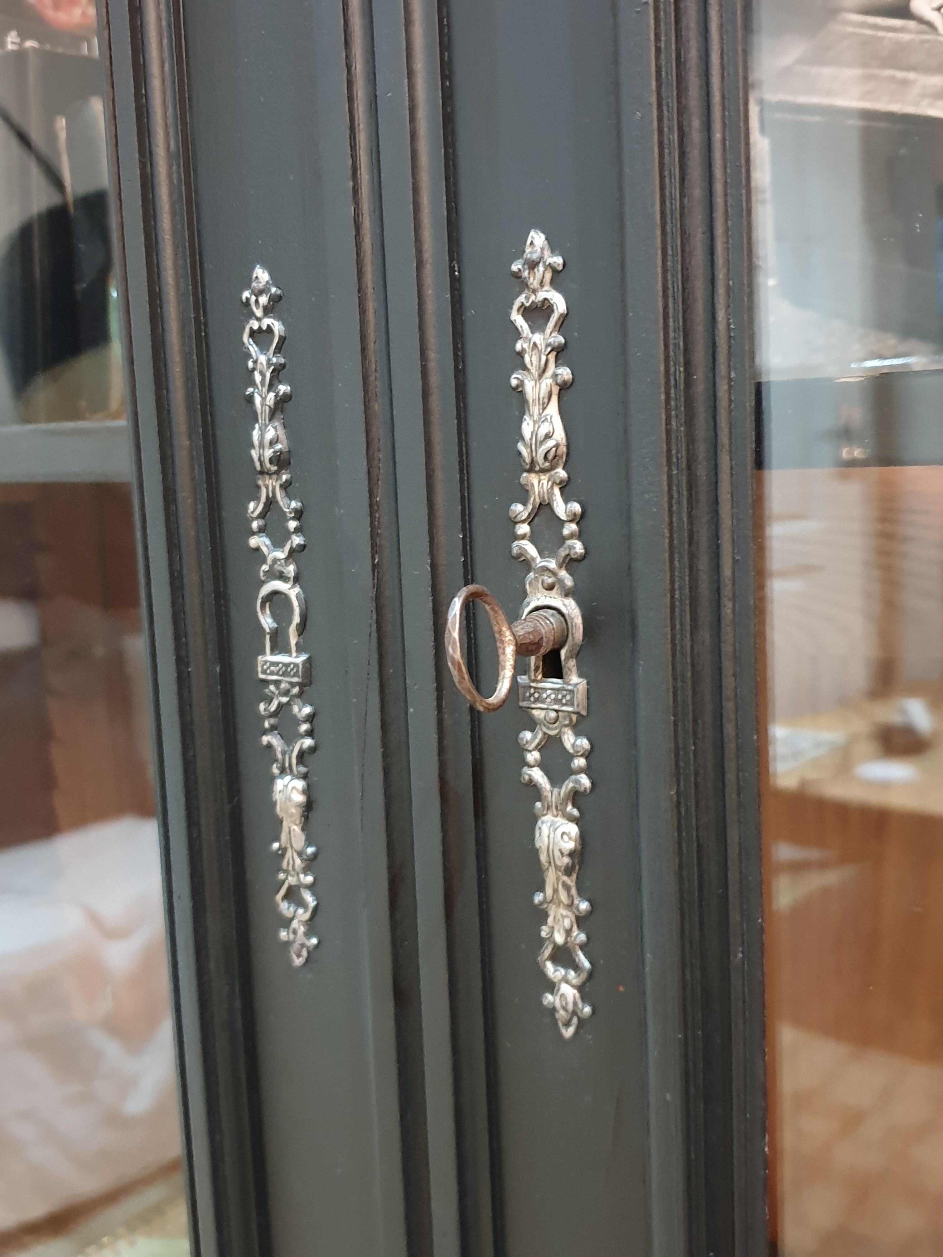 Showcase library cabinet of curiosities black Napoleon III