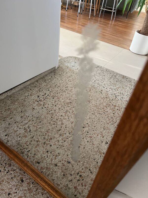 Miroir ancien gravé