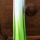 Vase solifleur en verre torsadé de Murano avec effet ombré vert à bleu pâle