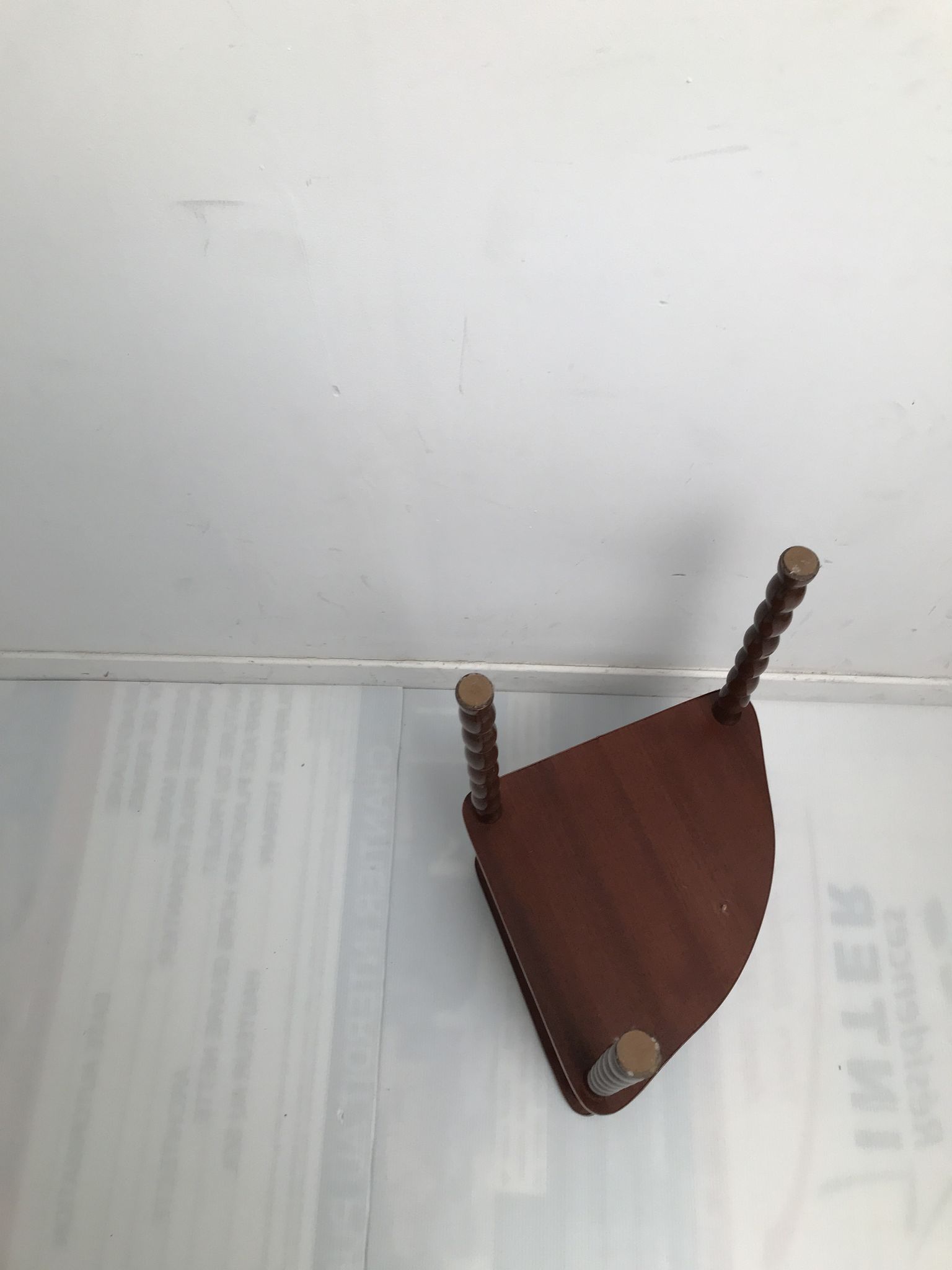 Wooden corner sellette turned vintage vintage louis XIII style