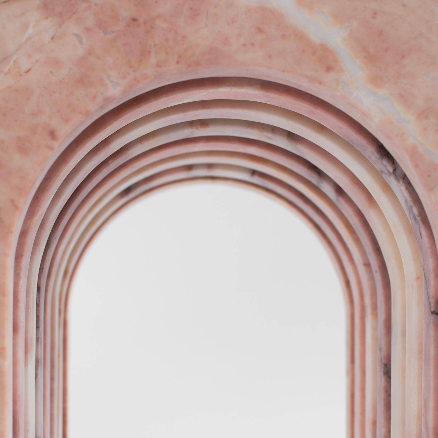 Pink marble side table "Balance"
