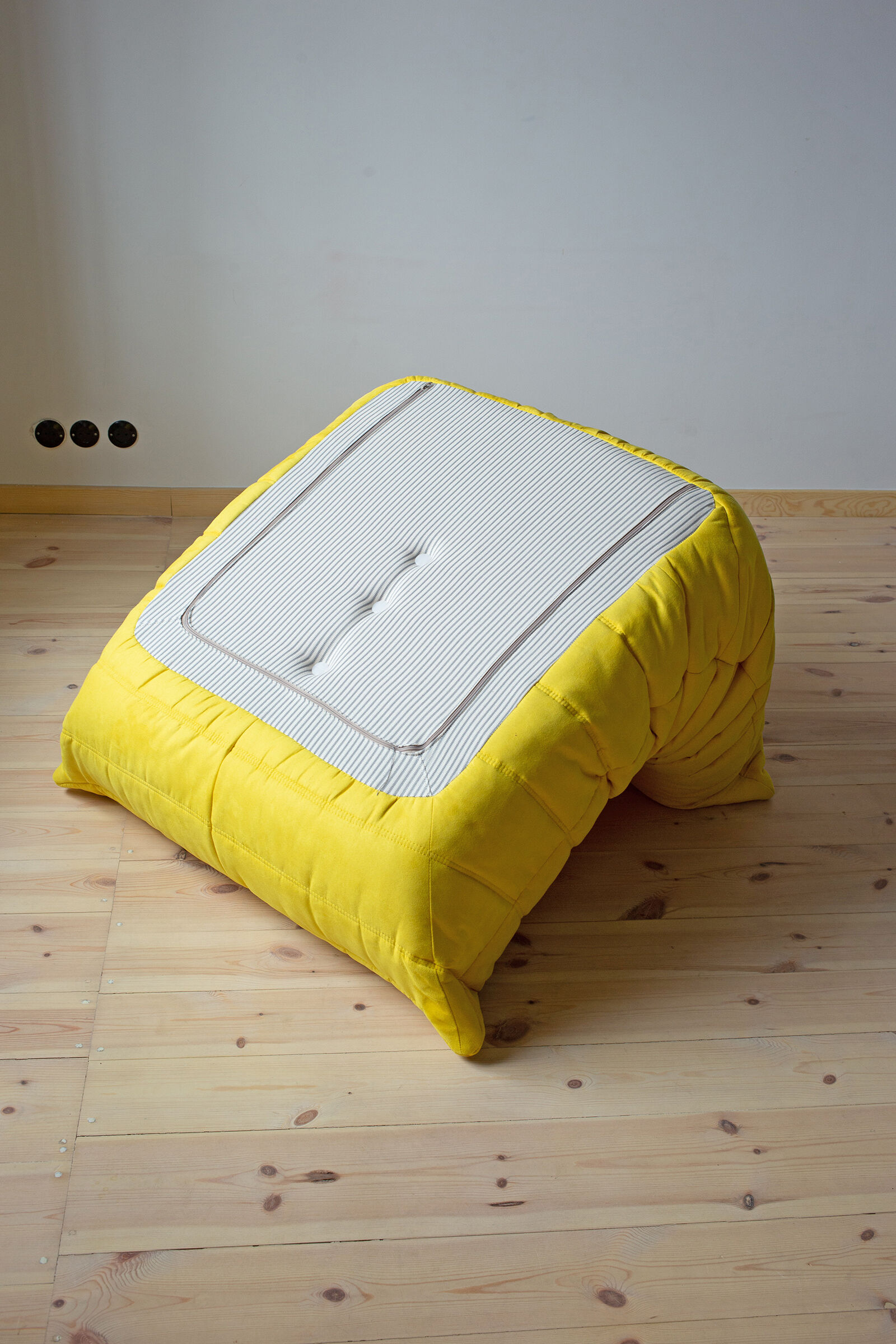 Sofa, armchair and ottoman Togo model designed by Michel Ducaroy 1973