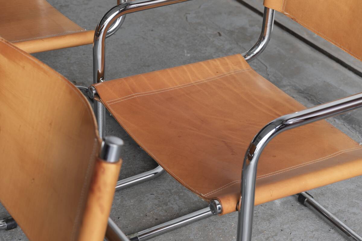 Set of 4 tubular dining chairs in Bauhaus style, in the manner of Marcel Breuer, 1970s