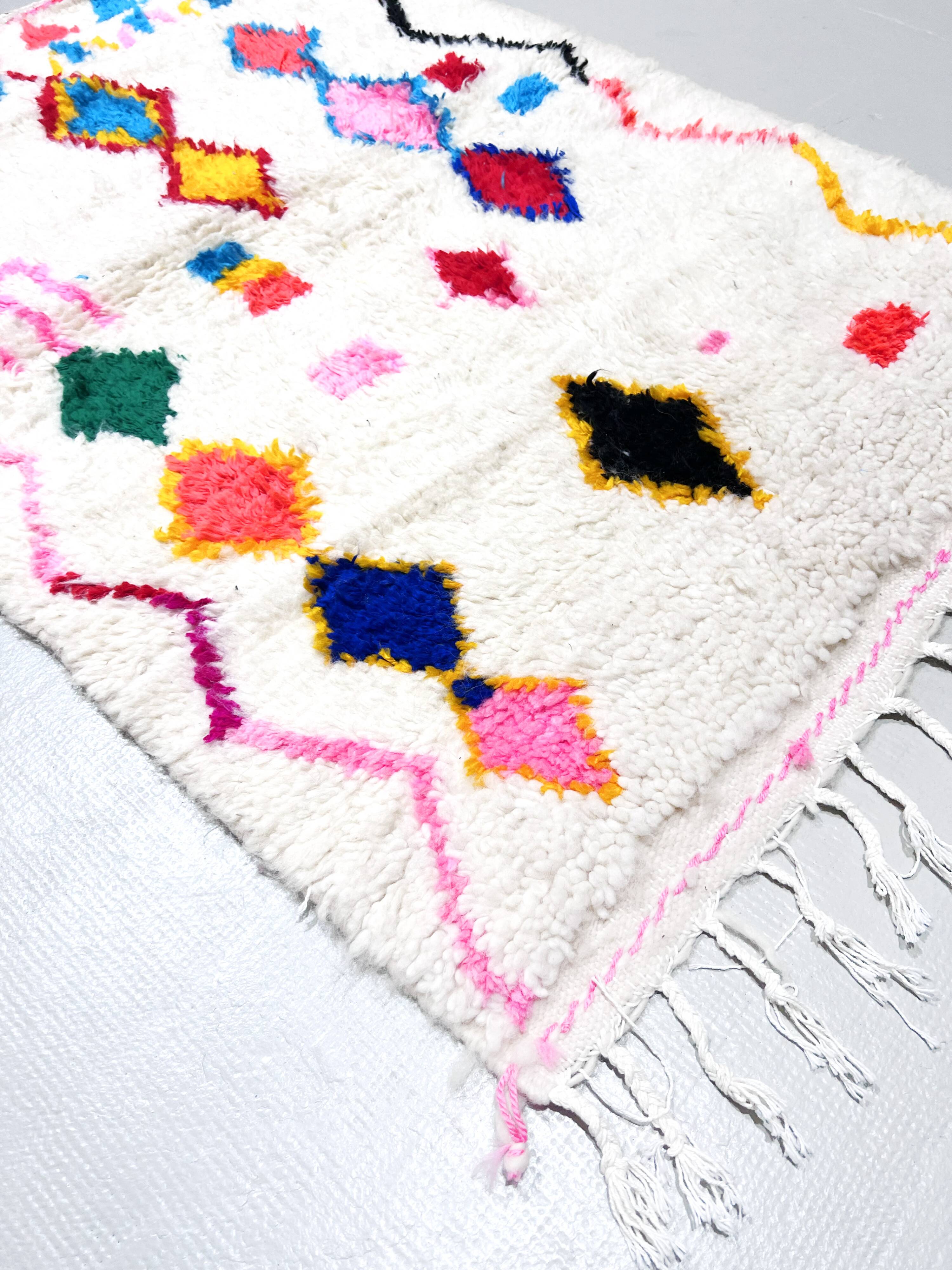 Moroccan Berber Azilal rug with colorful patterns, 1.40x0.98m