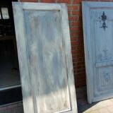 Paire de porte ancienne peinte en bois sculpté