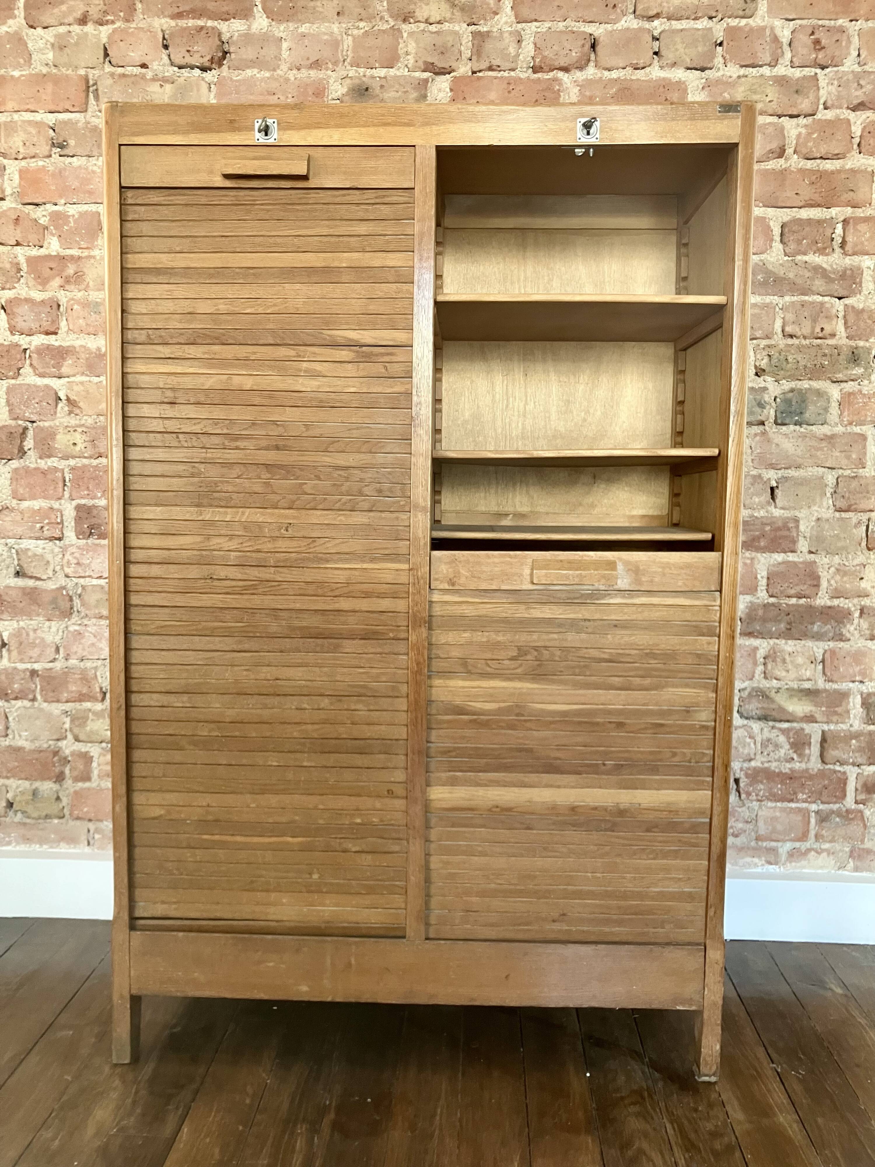Double curtain filing cabinet in oak — on legs