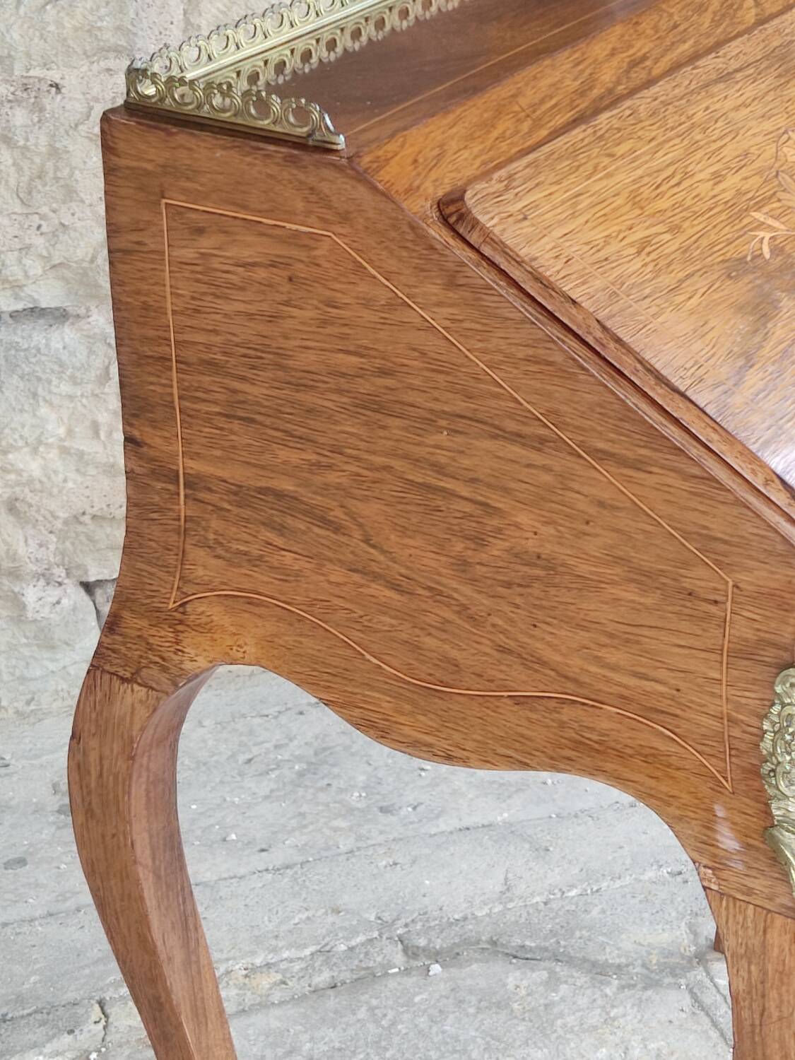 Sloped desk in Louis XV style