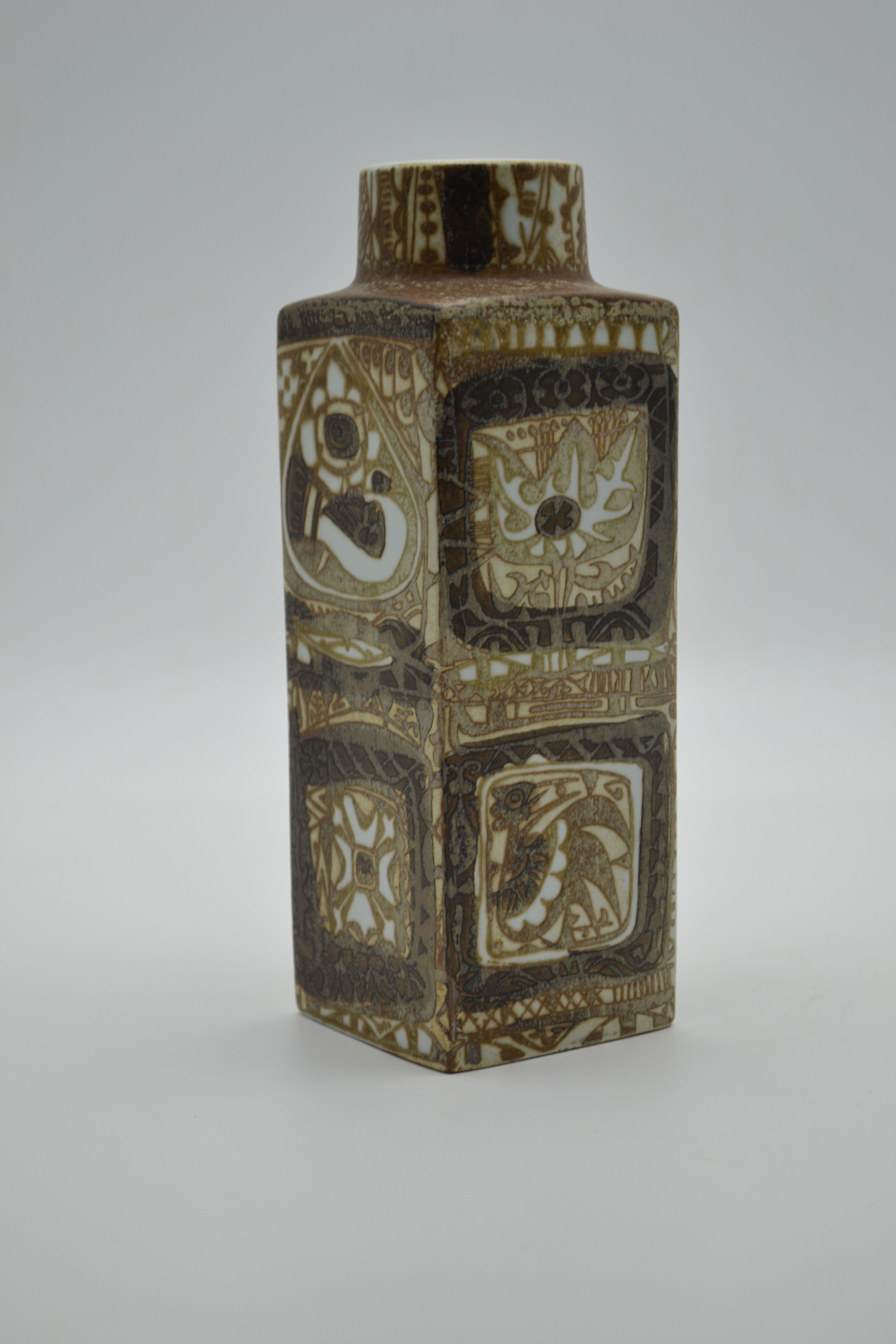 Vase in earthenware from Nils Thorsson's Baca series for Royal Copenhagen