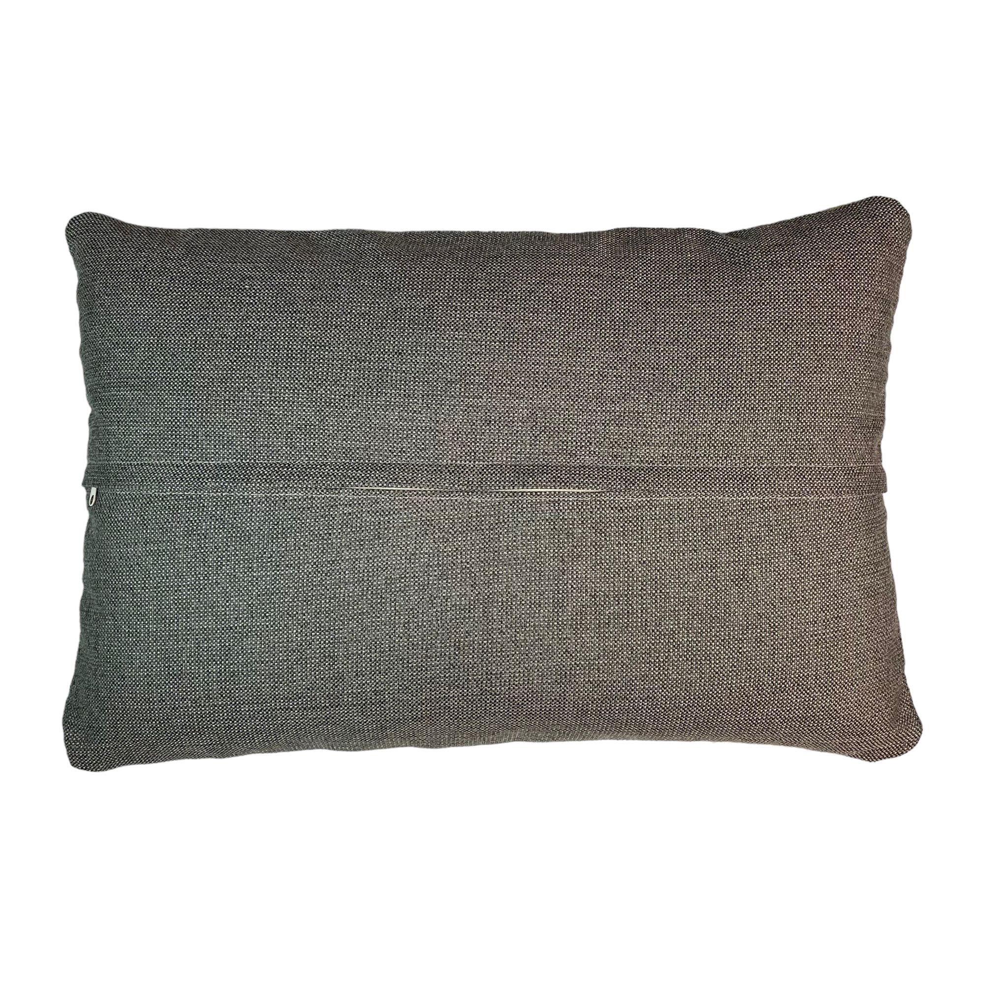 Vintage turkish kilim cushion cover , 40 x 60 cm