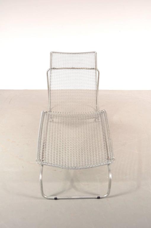 1997s “Ruffian” chaise longue by Niall O’Flynn for ‘t Spectrum, Netherlands