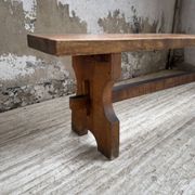 Paire de bancs noyer 1900
