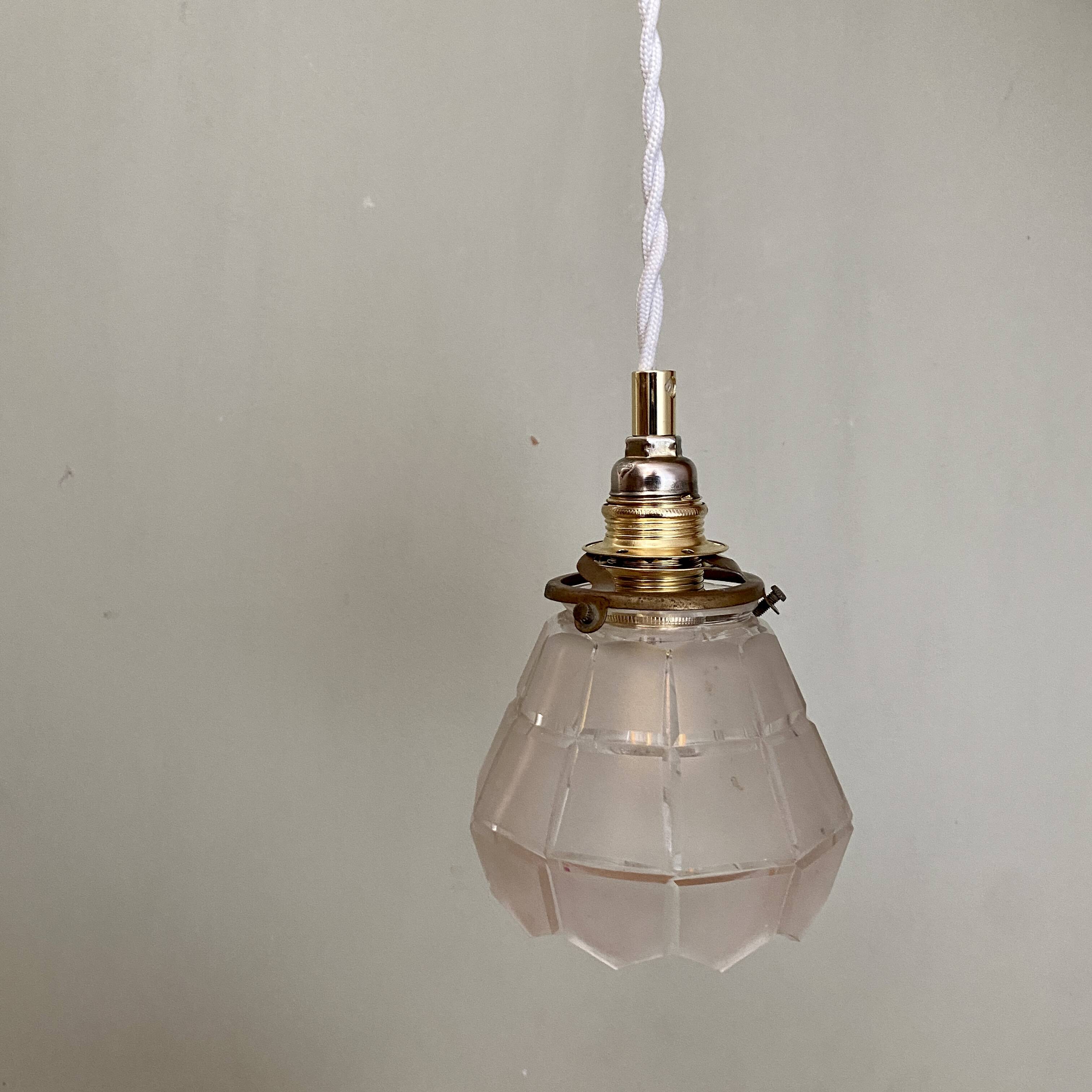 Vintage art deco tulip walking lamp in frosted glass