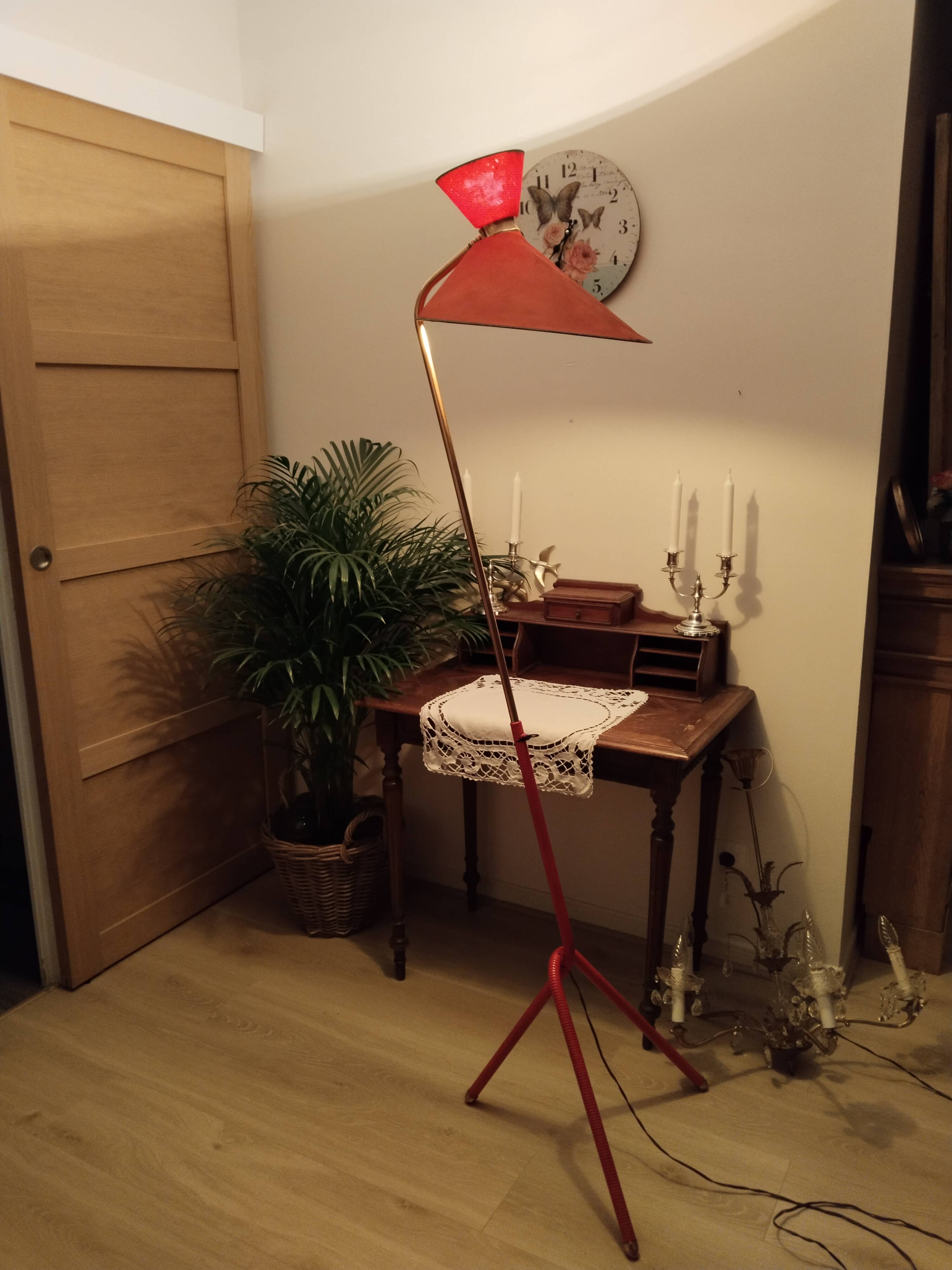 Scoubidou tripod floor lamp, Lunel style diabolo lampshade, 1950s
