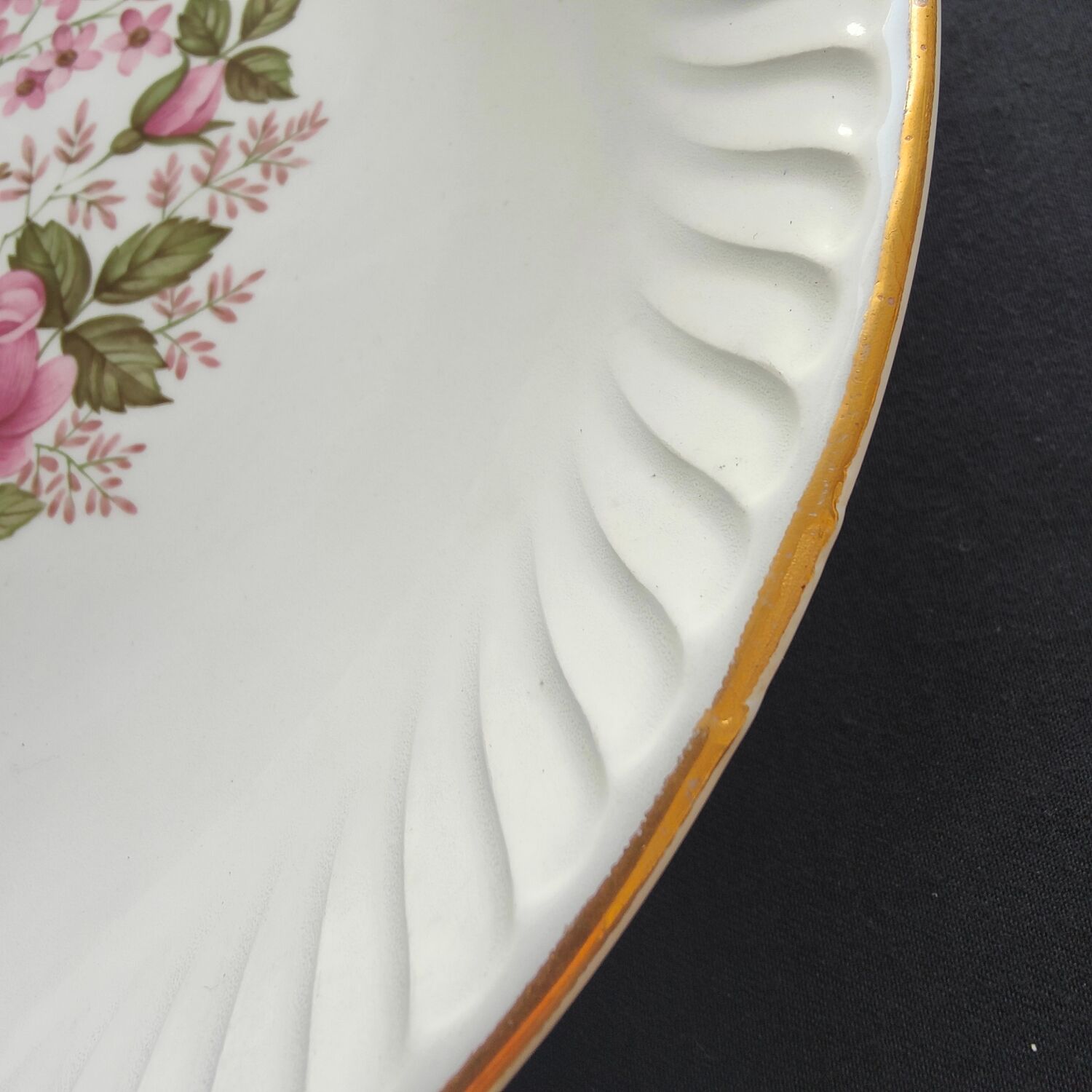 Round hollow dish Gien