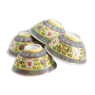 Set of 4 enamelled Chinese cups
