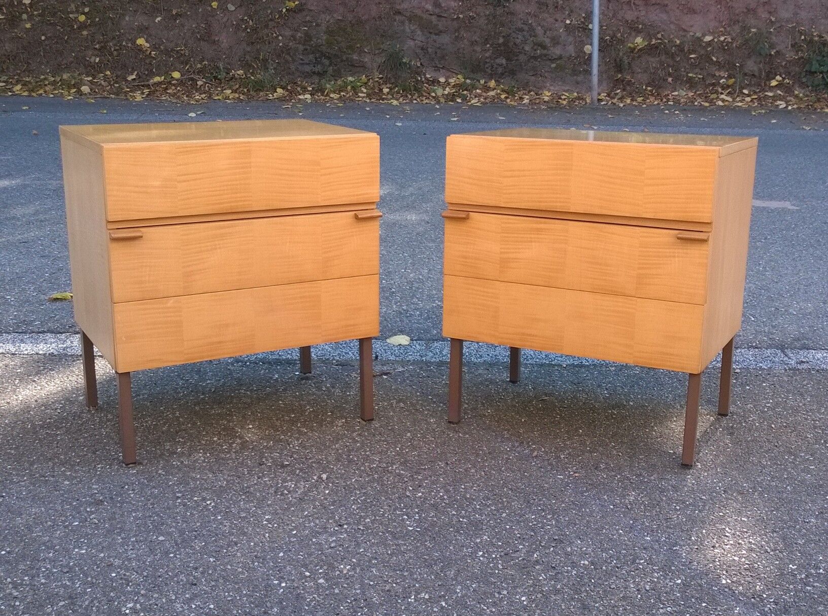Dresser years 70