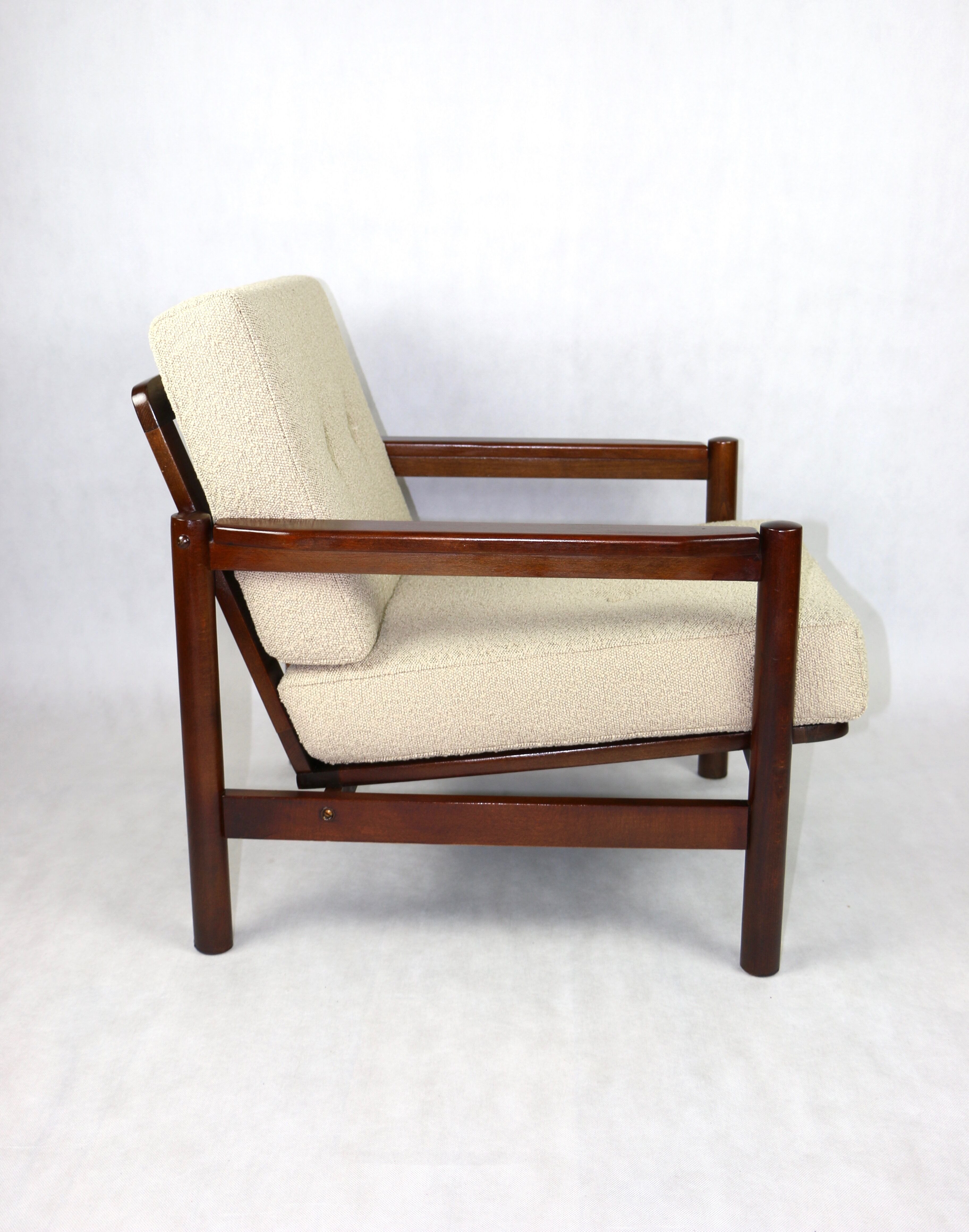 Beige boucle vintage armchair, 1970s