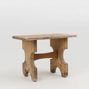 Tabouret bas en bois peint de forme rustique, France vers 1900