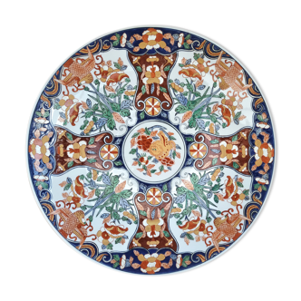 Large Imari dish 45 cm in diameter, Japanese porcelain