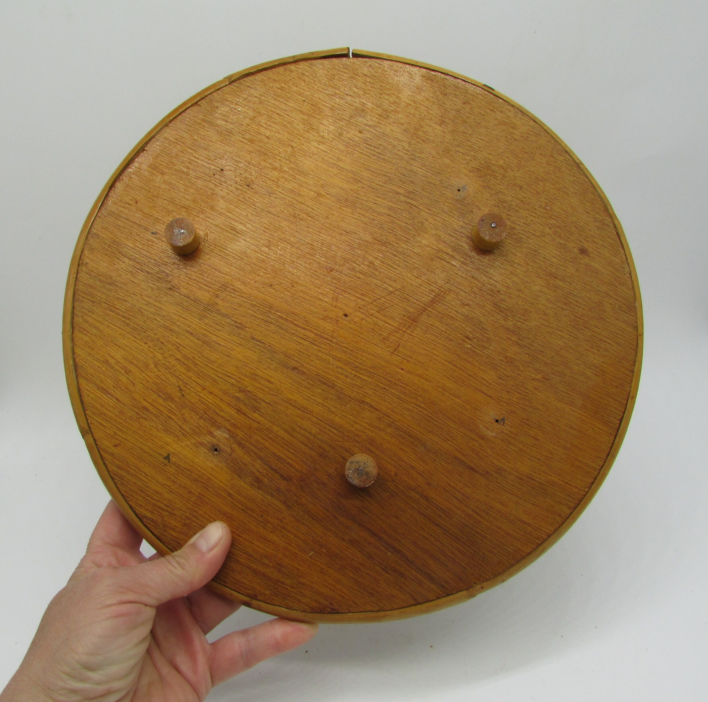 Vintage rattan dish table mat