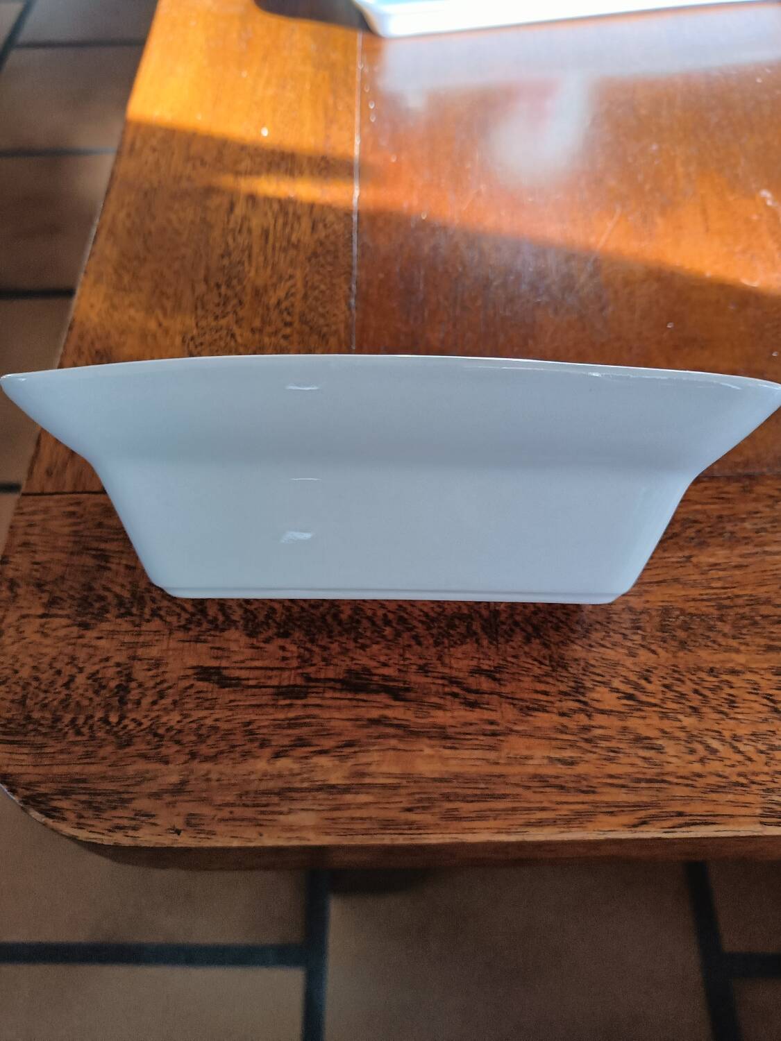 Saucière porcelaine dure