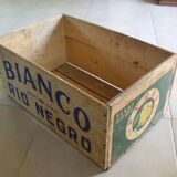 Old box Bianco Peras Rio Negro Argentina deco wood retro vintage kitchen