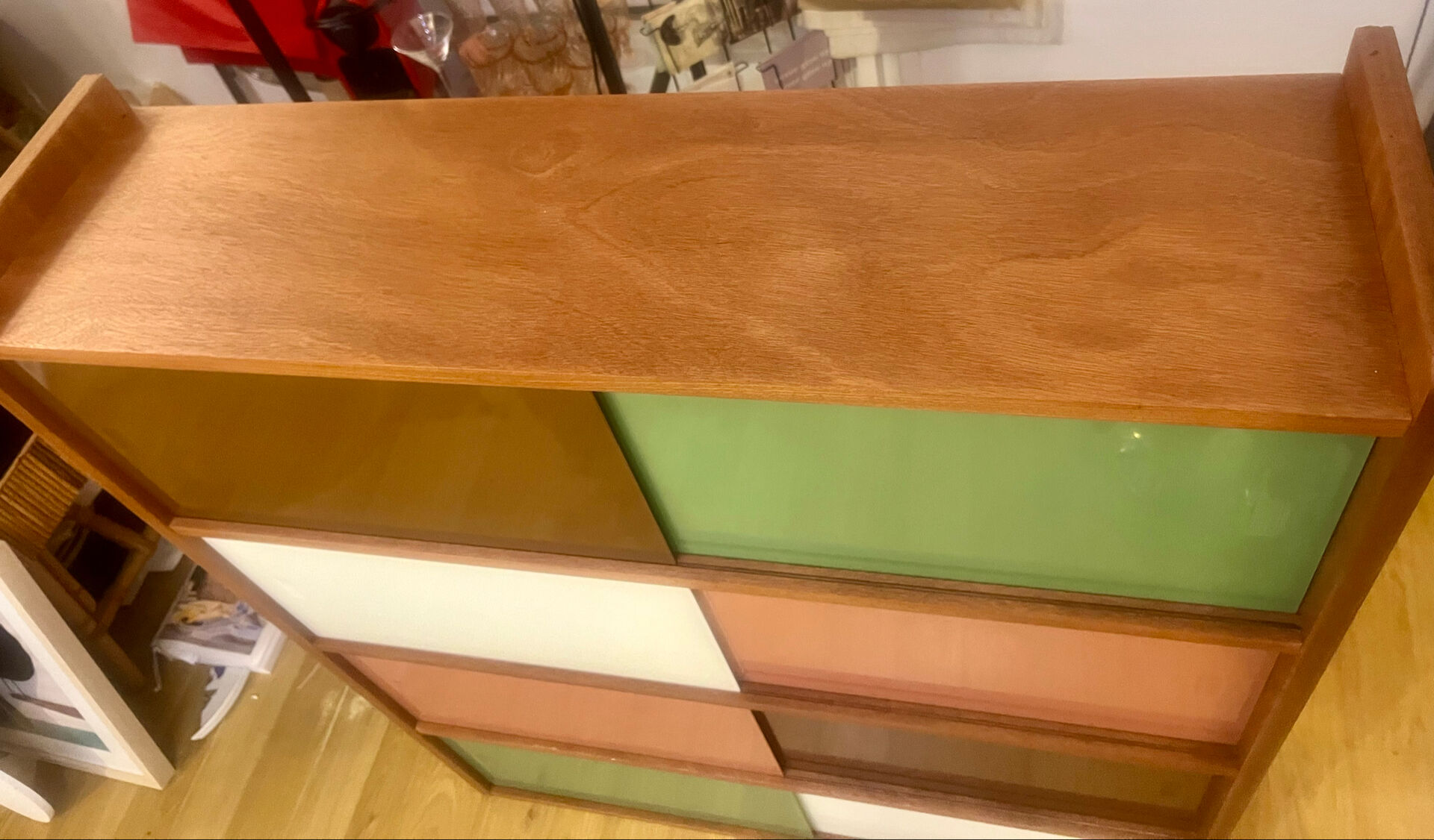 Oscar display cabinet by Didier Rozaffy