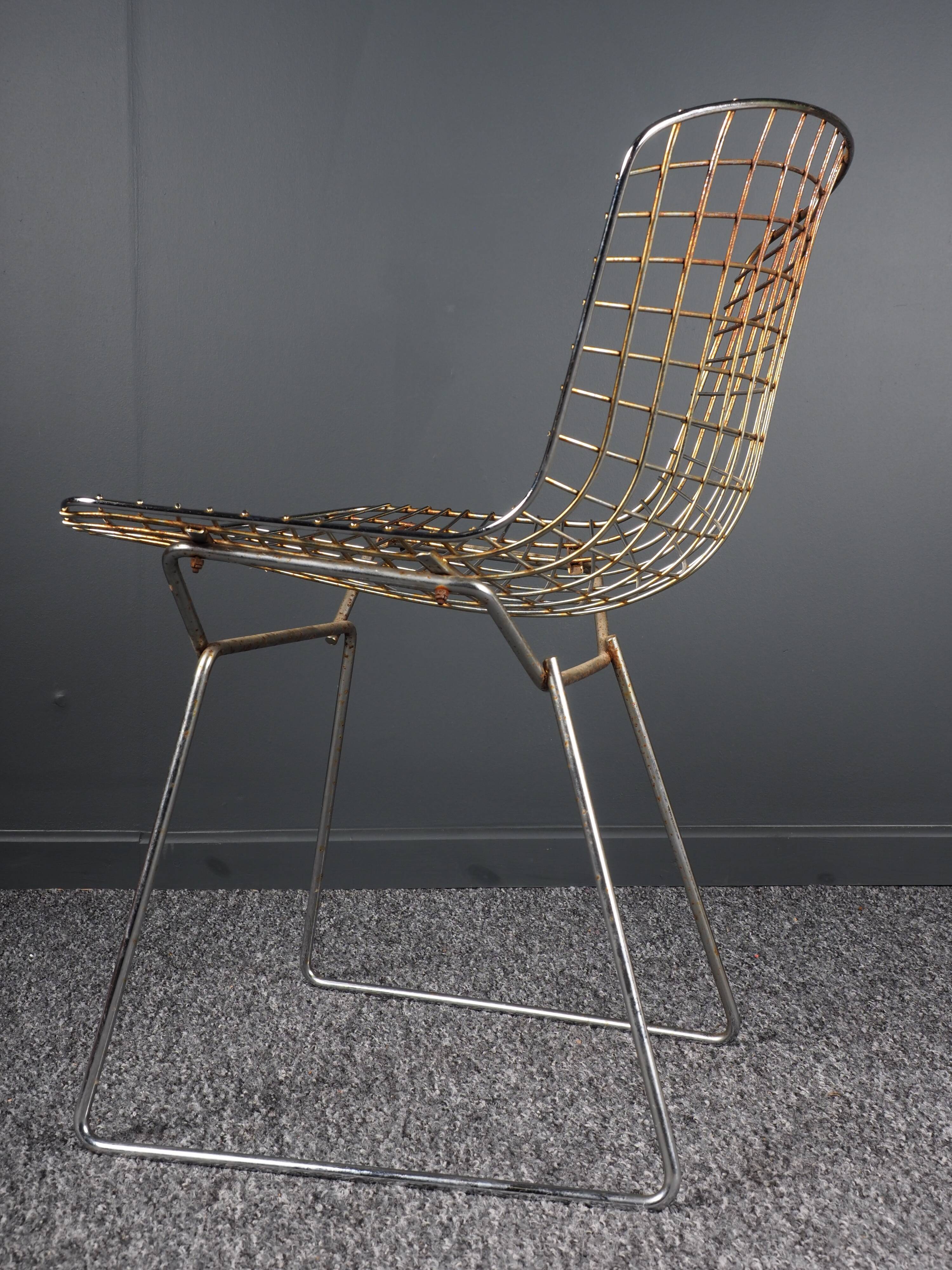 Pair of chairs by Harry Bertoia 80