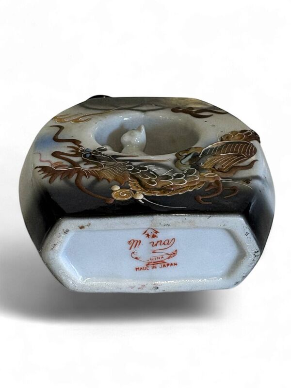 Vase en porcelaine Japonais Chat Porte-Bonheur