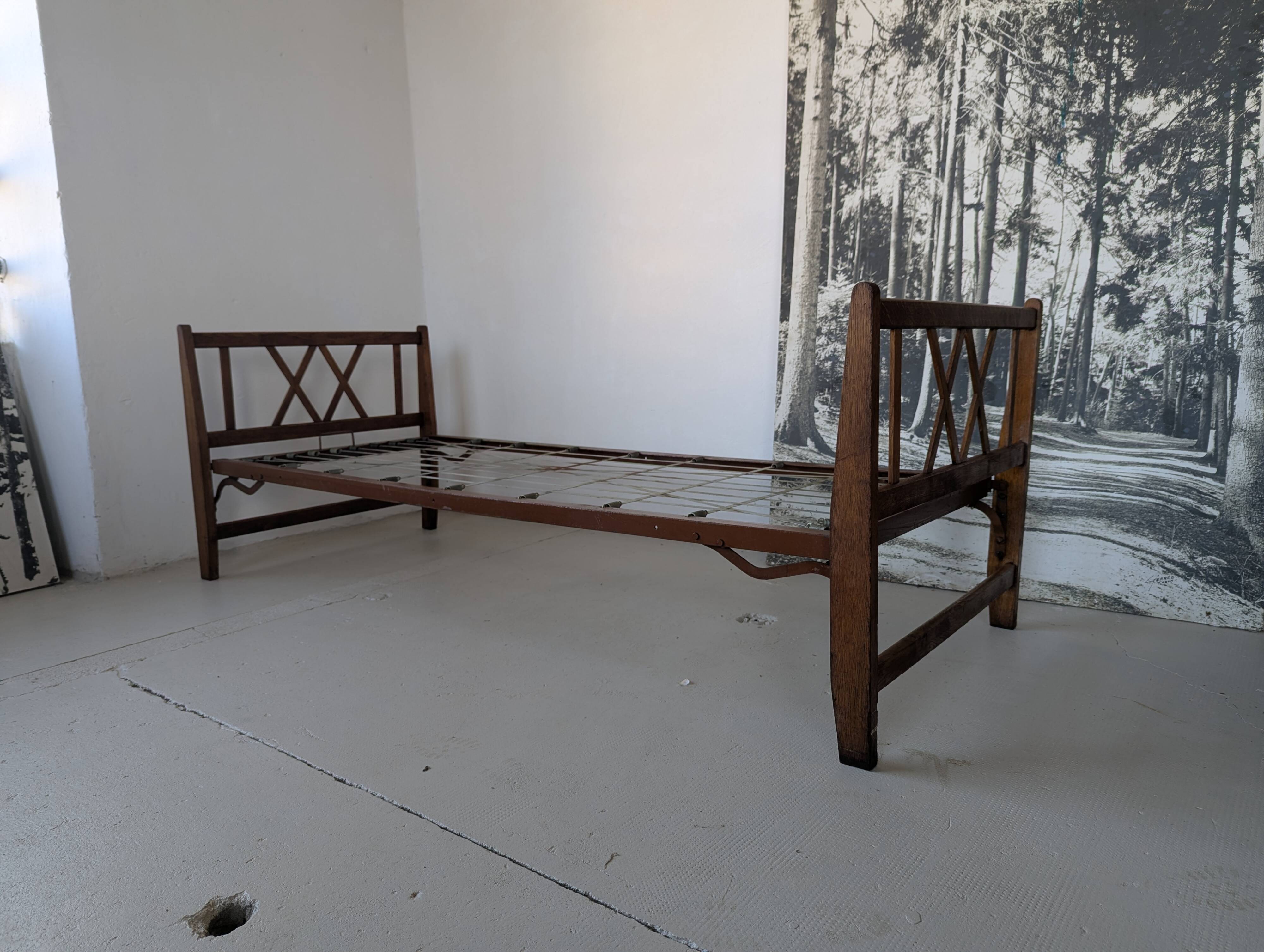 Bed, daybed, style reconstruction, in oak, 1950s.