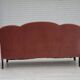Canapé 2 places danois des années 1950, velours de mobilier rose saumon, pieds en bois de chêne.