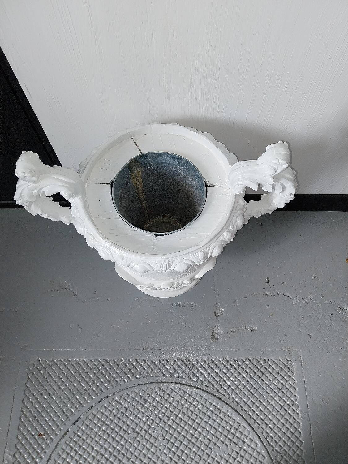 Large plaster basin